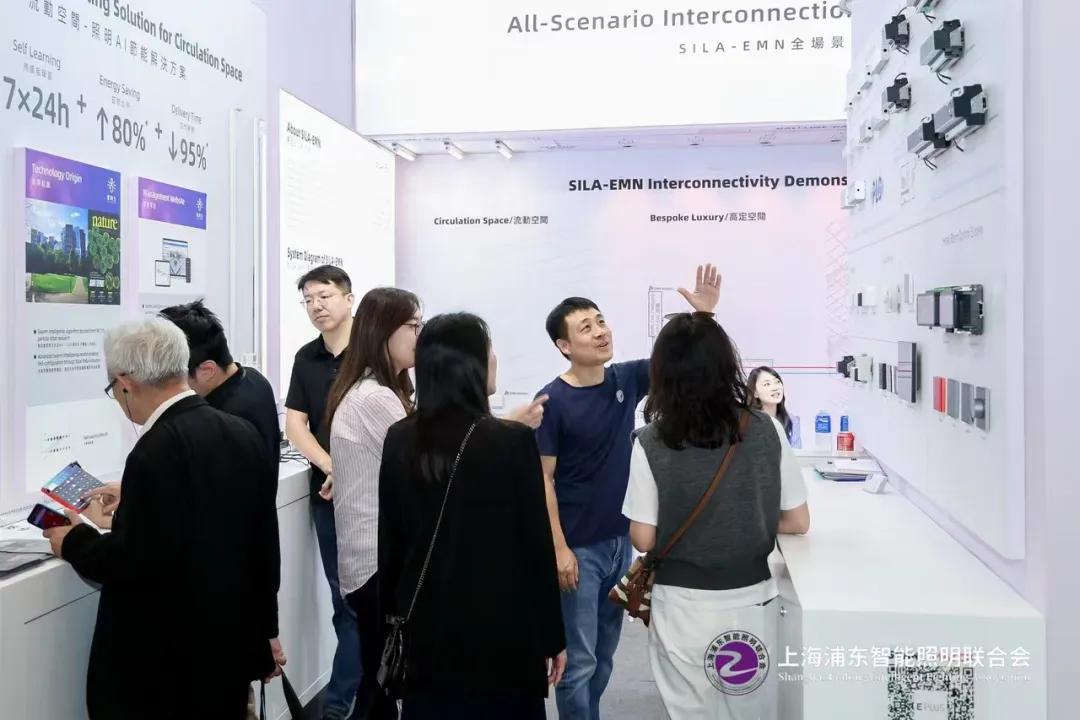 e20f58aead55ef63.jpg